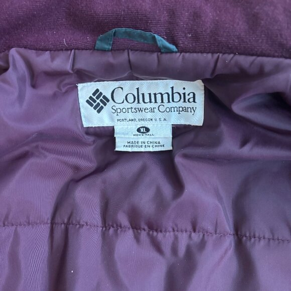 Quality Columbia Ski Jacket - Picture 7 of 7
